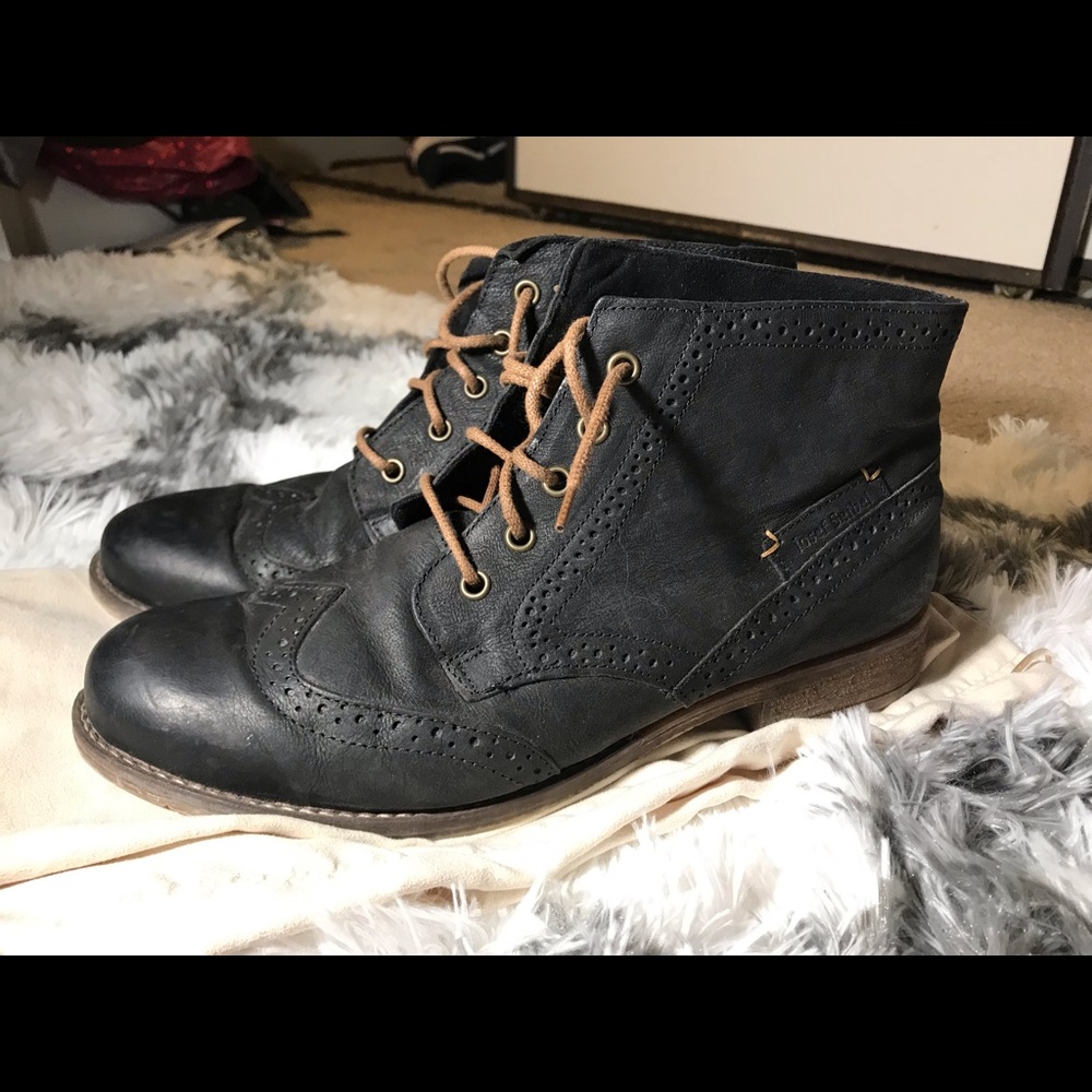 Josef Seibel black bootie size 41